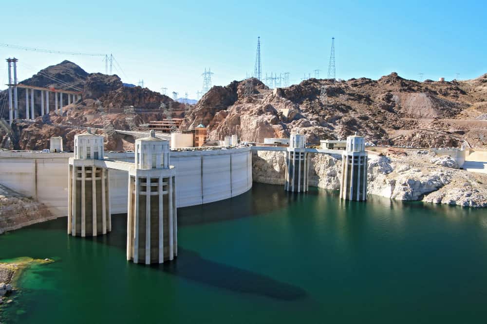 Decantadores de água: solução para modernizar sua ETA